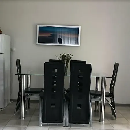 아파트 Ana 풀라