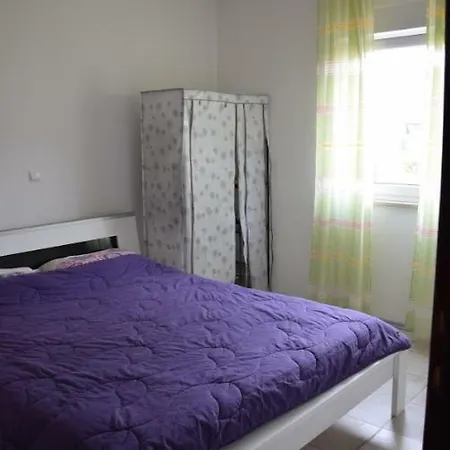 Ana Apartamento *