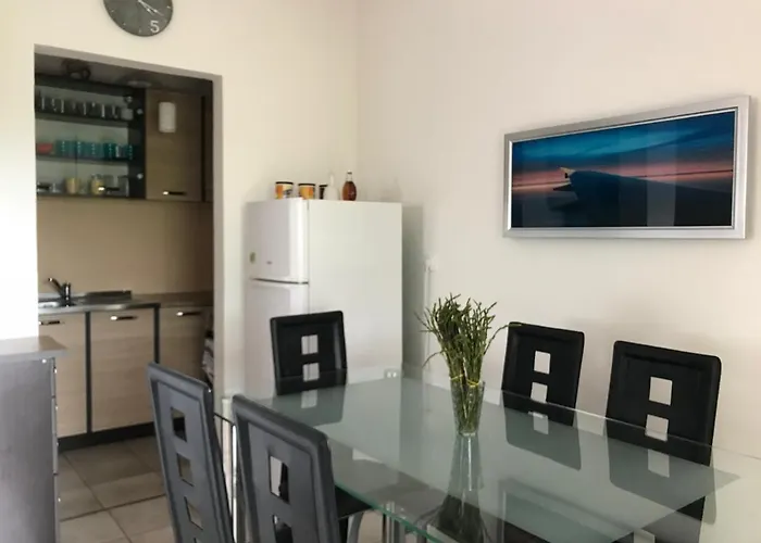 Ana Apartment *